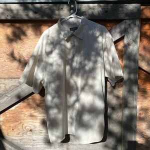 Lightweight Men’s Dress Shirt